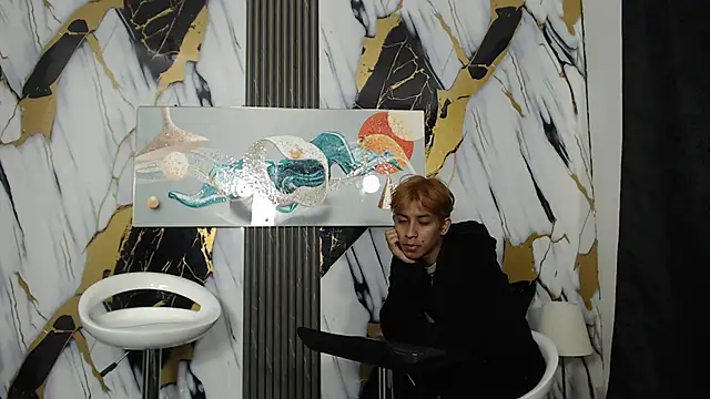 VERY HOT GUYS online show from March 26, 1:30 am