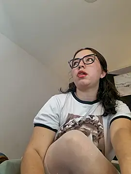 annyaparis online show from October 3, 4:17 am