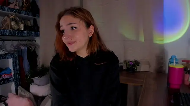 AmaruBloom online show from January 7, 2:59 am