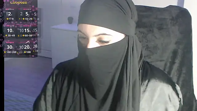 RoxanaSecret online show from October 4, 7:18 pm