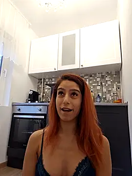 YuriXo online show from October 2, 2:00 pm