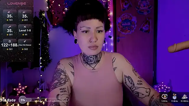 Senorita  Dakota online show from December 19, 4:05 am