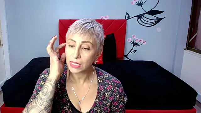 Charlotte  Gray online show from October 21, 12:20 pm