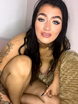 LolaReaX online show from November 11, 2:58 pm