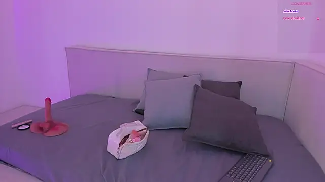 Samara hale online show from November 24, 7:49 pm