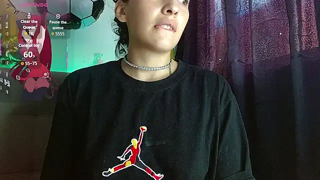 JuliethaFox online show from July 5, 3:50 pm