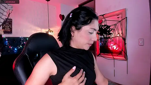 isaa dl online show from October 6, 10:25 pm