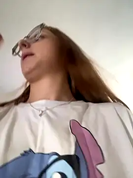 imariahot online show from October 17, 4:10 pm