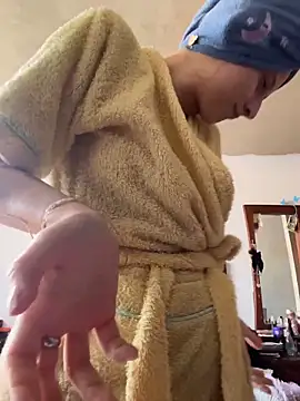 imariahot online show from November 12, 2:37 pm