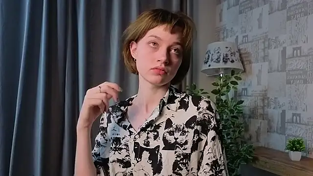 PaulaDauge online show from October 7, 2:16 am