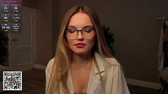 JulieLupo online show from January 7, 6:17 am