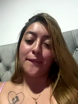 itsgianna online show from October 15, 5:32 am