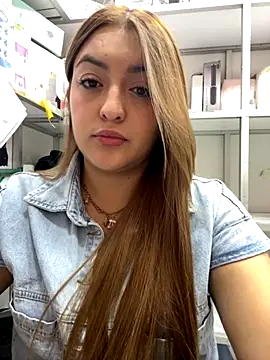 itsgianna online show from October 30, 5:14 pm