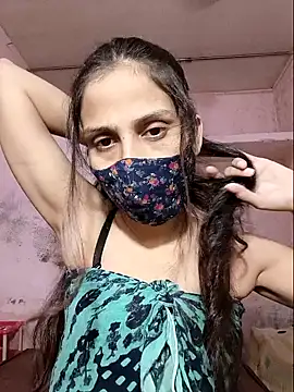 DIVINEDIVAA online show from October 4, 7:29 pm