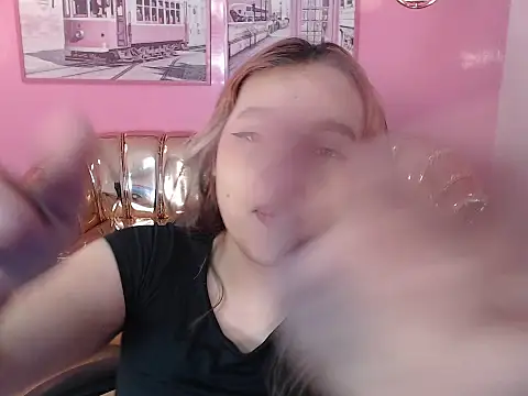 mia foster t online show from October 7, 12:53 pm