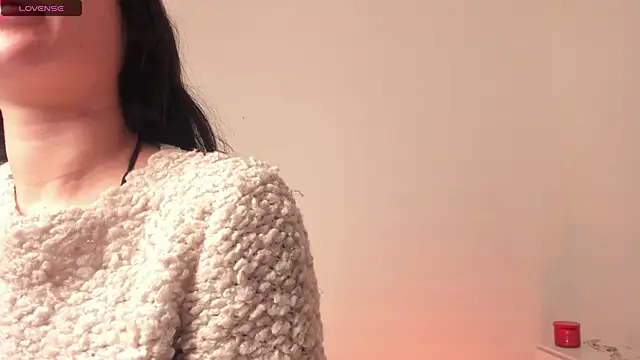 clover tter  online show from November 12, 1:36 am