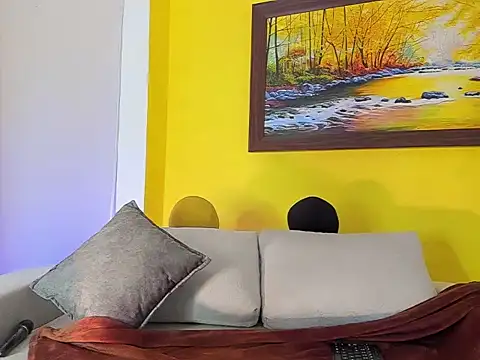 Zulyhenao online show from January 8, 10:52 am