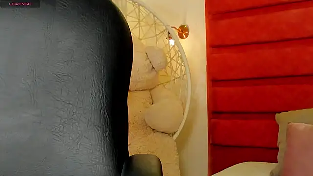 emaa rosse online show from October 28, 3:12 am