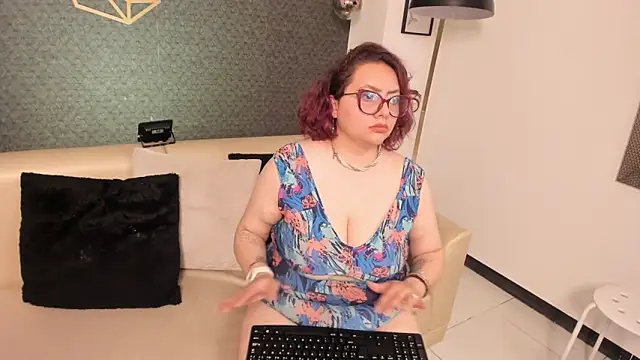 sam von tess online show from October 3, 3:44 am