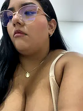 sammjones online show from October 6, 11:20 pm