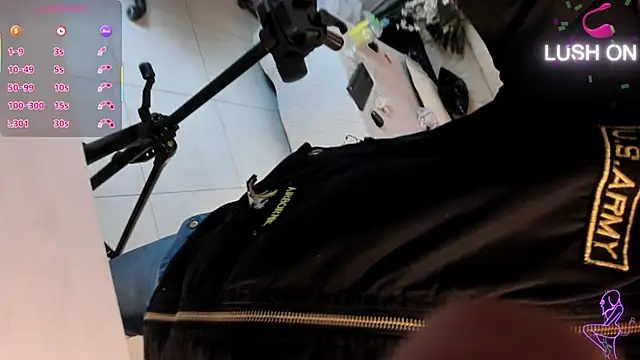 Julieta Slav3 online show from March 27, 9:04 pm