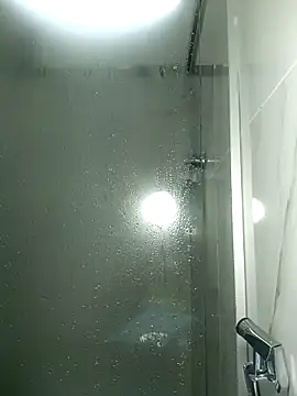 Larissinhamm online show from November 8, 7:35 am