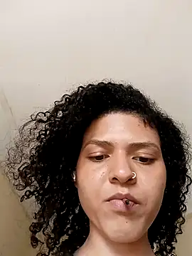 Larissinhamm online show from October 12, 4:20 pm