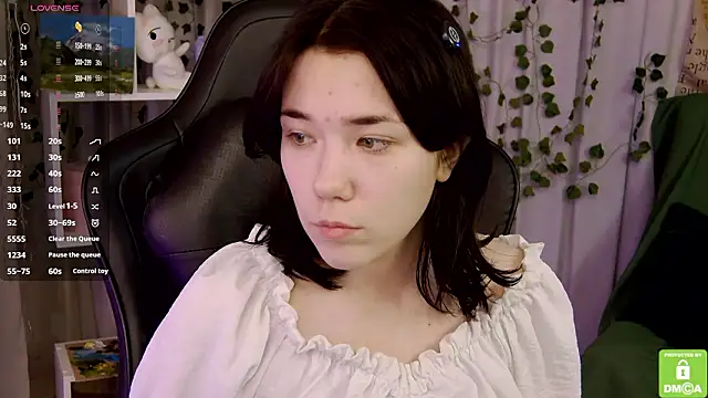 Kelly foox online show from March 8, 11:14 am