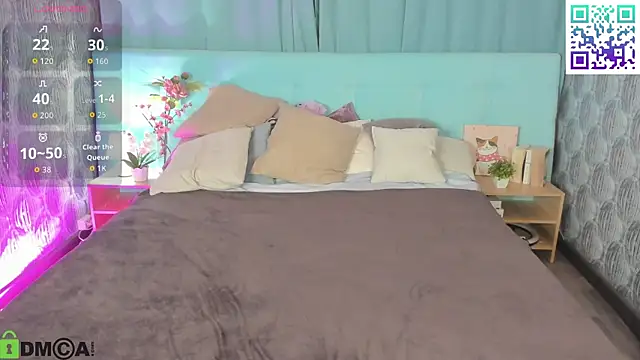 Sara Frayer online show from February 27, 2:00 am