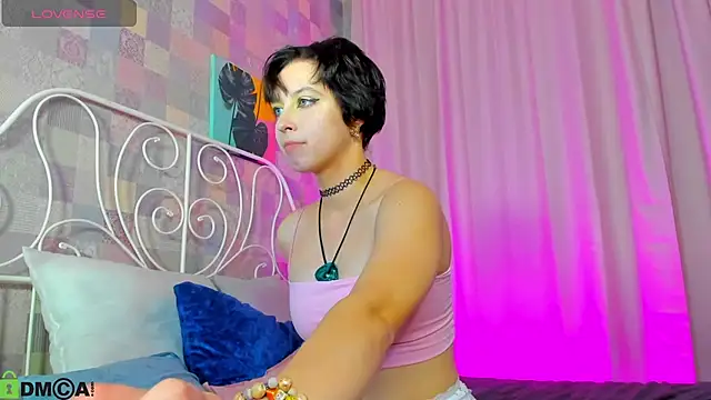 Sara Frayer online show from October 13, 9:01 am