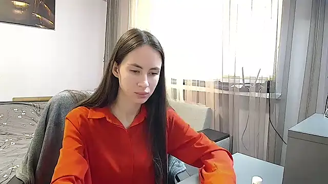 Chloe Skims online show from October 8, 10:52 am