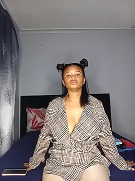 Sultrytits6 online show from November 16, 10:32 pm