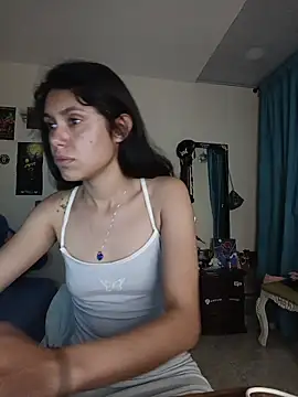 caramel doll   online show from November 21, 11:29 pm