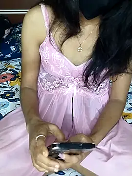 swethareddyy9119 online show from November 18, 4:08 pm