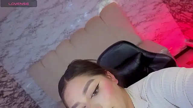 Dayan v  online show from February 13, 8:43 pm