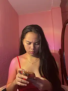 Funtasee Andi online show from June 18, 8:25 pm