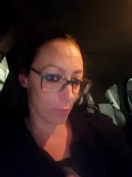 nocsivag online show from October 8, 11:42 pm