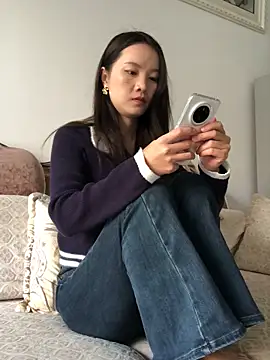 Mile-m online show from February 25, 2:43 am