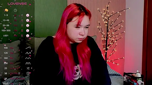 Klee Love online show from November 7, 4:51 am