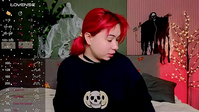 Klee Love online show from October 21, 4:27 am