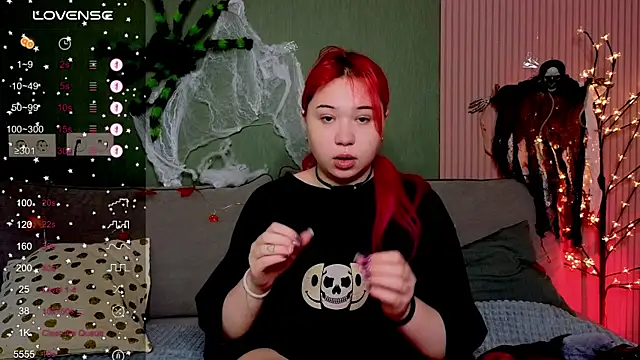 Klee Love online show from October 25, 4:20 am