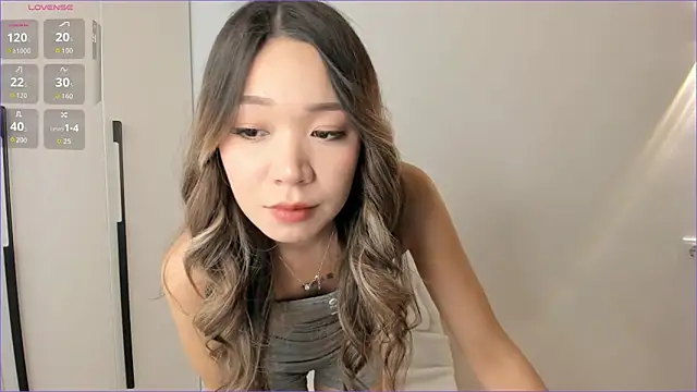 aizury chi online show from October 22, 1:05 pm