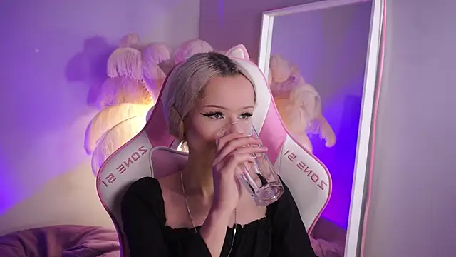 Celeste eyes0n online show from October 13, 9:28 pm