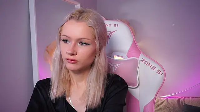 Celeste eyes0n online show from November 15, 8:54 pm