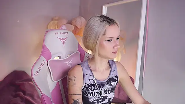 Celeste eyes0n online show from October 19, 9:06 pm