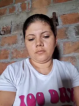 lady and charly online show from December 17, 2:06 am