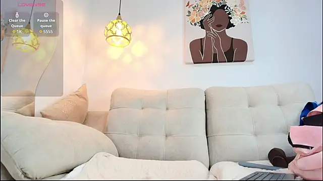 Lia Jhonson  online show from November 12, 1:42 pm