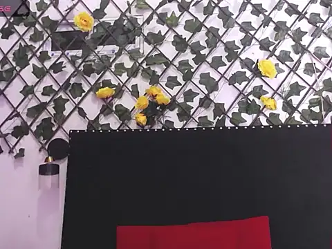 vauroraper online show from October 5, 2:38 am