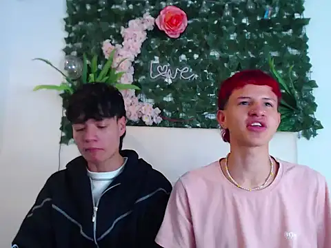 alex russo   online show from November 9, 3:57 am