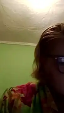 LusiyaGold5 online show from December 14, 9:20 pm